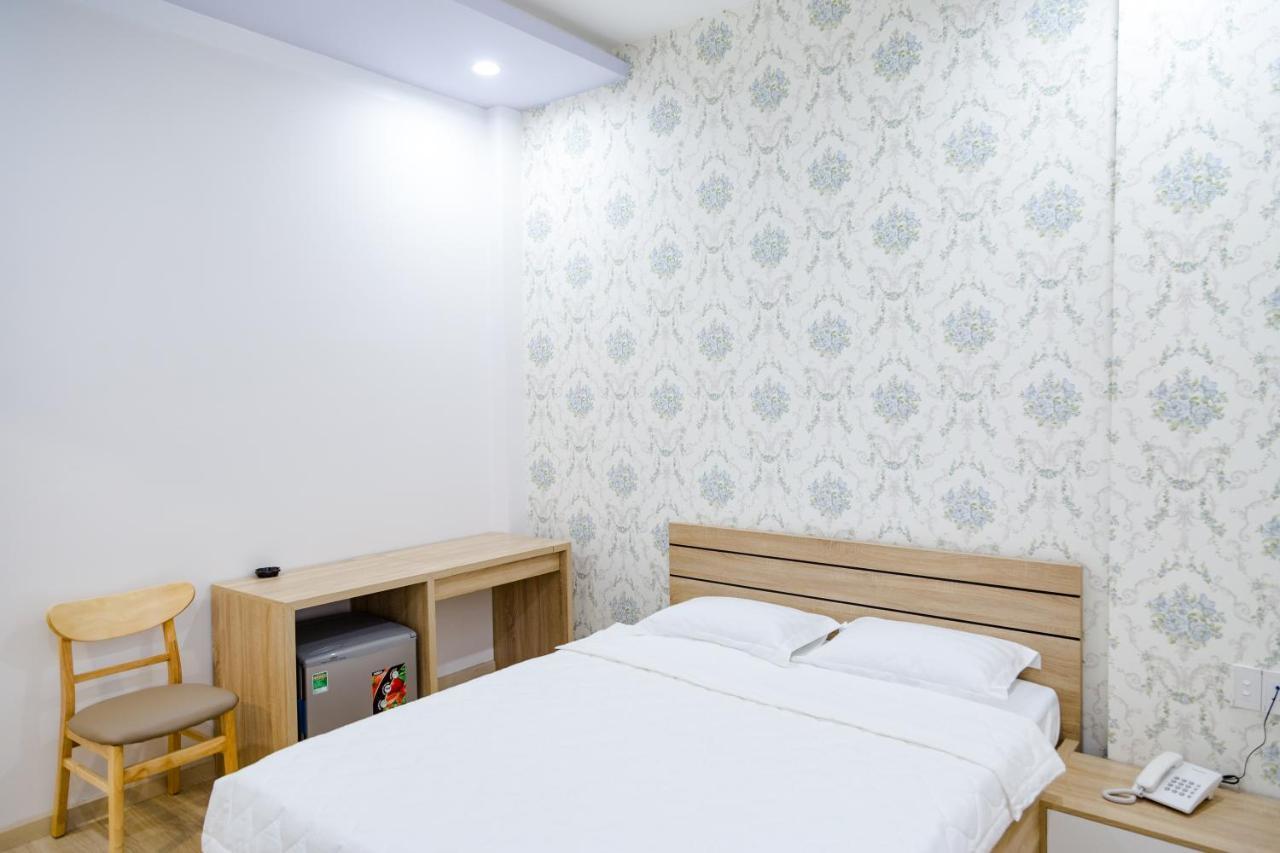 Nam Anh Hotel Буонметхуот Екстер'єр фото