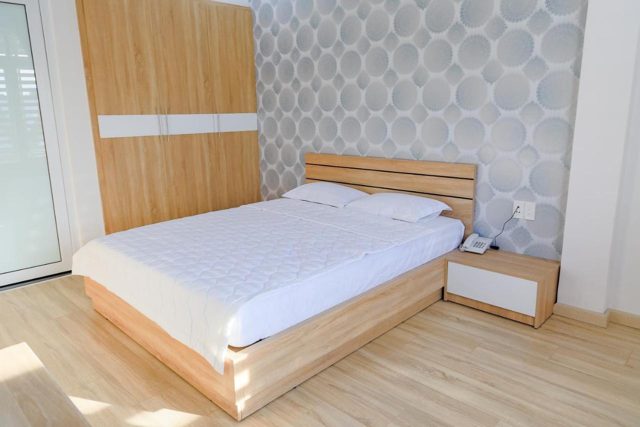 Nam Anh Hotel Буонметхуот Екстер'єр фото